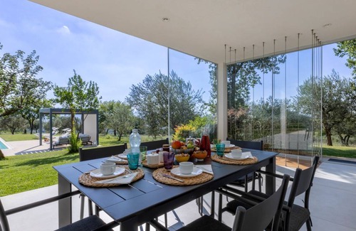 Mirabella Eclano Villa | 200 m² Villa ∙ 3 bedrooms ∙ 6 guests
