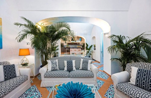 Praiano Villa | 230 m² Villa ∙ 5 bedrooms ∙ 10 guests