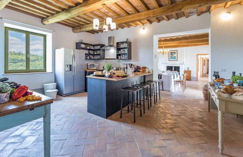 Acquapendente Villa | 230 m² Villa ∙ 6 bedrooms ∙ 12 guests