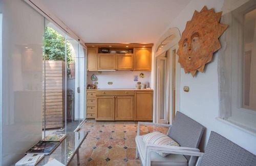 Capri House | 23Baci, cozy central house with terrace