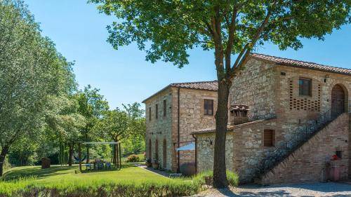 San Giovanni d'Asso Villa | 250 m² Villa ∙ 5 bedrooms ∙ 10 guests