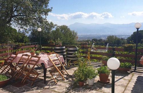 Boscotrecase Villa | 250 m² Villa ∙ 4 bedrooms ∙ 7 guests