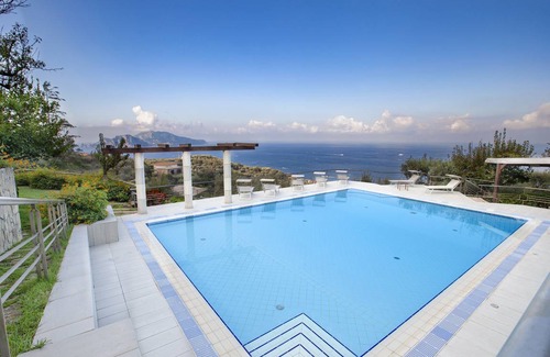 Schiazzano Villa | 250 m² Villa ∙ 12 bedrooms ∙ 24 guests