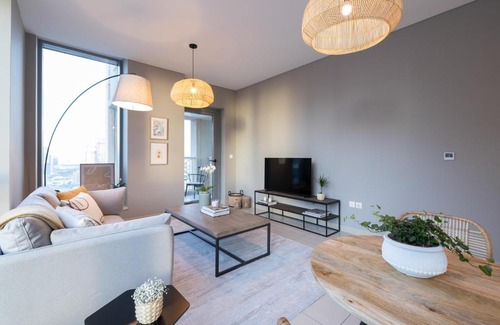 Downtown Dubai Apartment | 2BR 42nd Floor, Tranquil Spot Burj Khalifa View, 29 Boulevard Tower 1