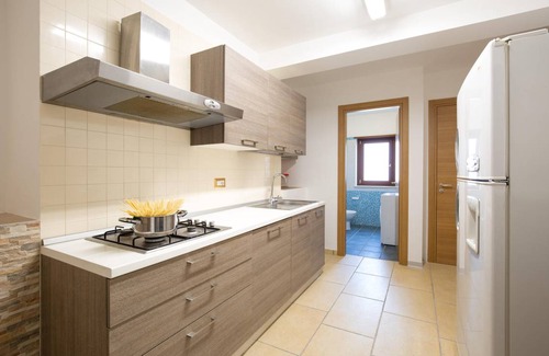 Rende House | 300 m² Maisonette ∙ 6 bedrooms ∙ 15 guests