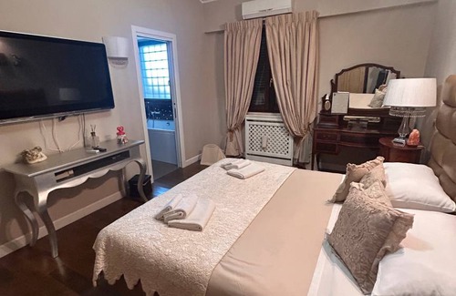 Zona XXV Vallerano Villa | 300 m² Villa ∙ 2 bedrooms ∙ 4 guests