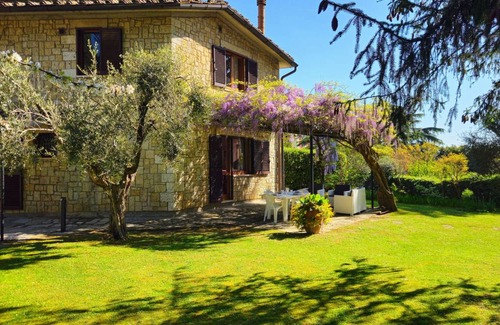 Cetona Villa | 300 m² Villa ∙ 4 bedrooms ∙ 7 guests