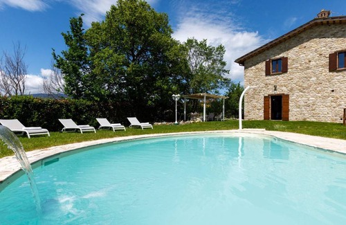 Piandimeleto Villa | 300 m² Villa ∙ 5 bedrooms ∙ 10 guests