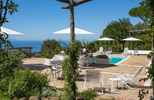 Massa Lubrense Villa | 300 m² Villa ∙ 7 bedrooms ∙ 14 guests
