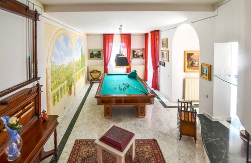 Montecchio House | 350 m² House ∙ 4 bedrooms ∙ 8 guests