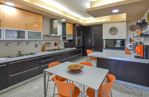 Montecchio House | 350 m² House ∙ 4 bedrooms ∙ 8 guests