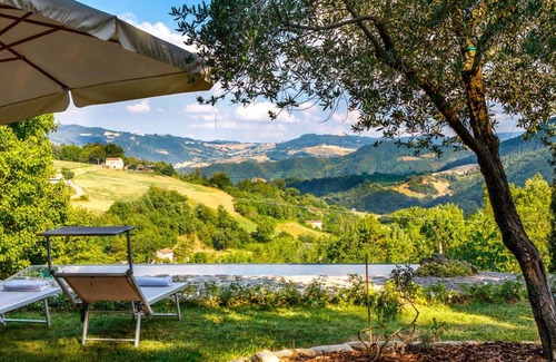 Santa Sofia Villa | 380 m² Villa ∙ 3 bedrooms ∙ 8 guests