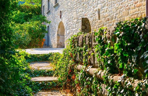Santa Sofia Villa | 380 m² Villa ∙ 3 bedrooms ∙ 8 guests