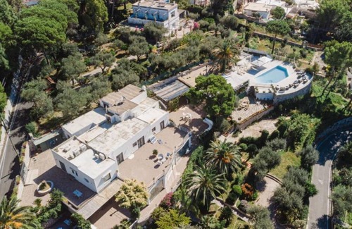 Anacapri Villa | 389 m² Villa ∙ 8 bedrooms ∙ 16 guests