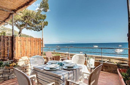 Marina del Cantone Apartment | 45 m² Serviced apartment ∙ 2 bedrooms ∙ 6 guests