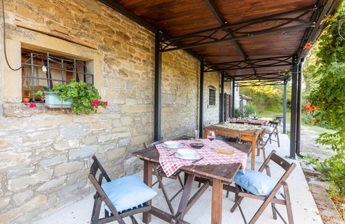 Pietralunga House | 450 m² House ∙ 12 bedrooms ∙ 23 guests