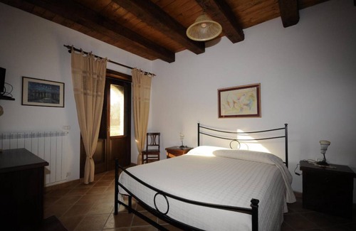 Bomba Apartment | 50 m² Apartment ∙ 1 bedroom ∙ 4 guests