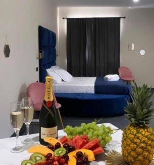 Varcaturo Hotel | 50 m² Hotel ∙ 2 guests