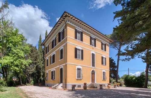 Lidarno House | 500 m² House ∙ 10 bedrooms ∙ 20 guests