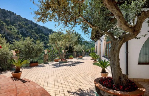 Nerano Villa | 500 m² Villa ∙ 11 bedrooms ∙ 28 guests
