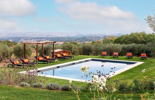 Sarteano Villa | 600 m² Villa ∙ 7 bedrooms ∙ 14 guests