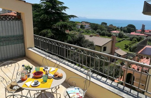 Formia Apartment | 65 m² Apartment ∙ 2 bedrooms ∙ 4 guests