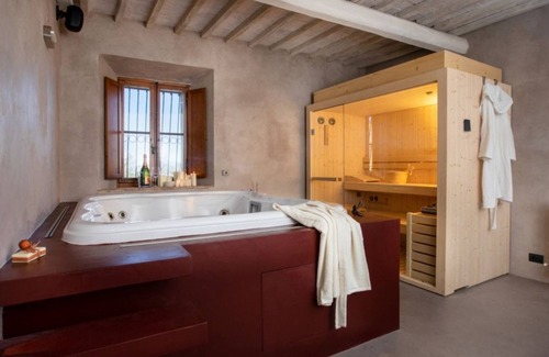 Ville di Corsano Villa | 660 m² Villa ∙ 5 bedrooms ∙ 12 guests