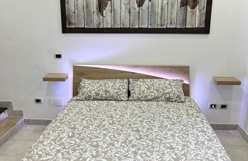 Naples City Centre Apartment | 70 m² Apartment ∙ 3 bedrooms ∙ 11 guests