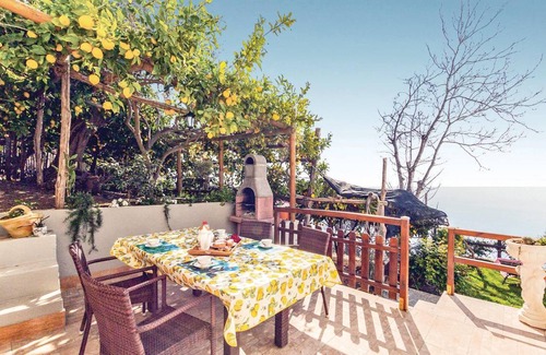 Furore House | 70 m² House ∙ 2 bedrooms ∙ 4 guests