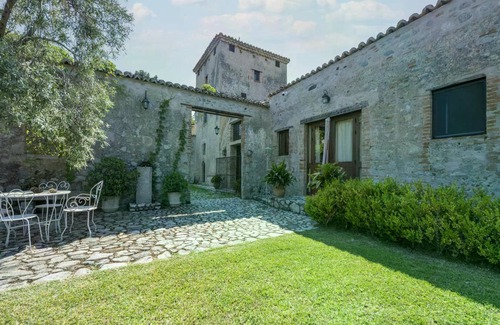 Stilo House | 70 m² House ∙ 2 bedrooms ∙ 4 guests