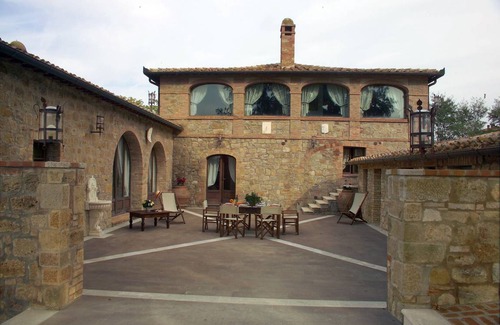 Monticchiello Villa | 700 m² Villa ∙ 7 bedrooms ∙ 14 guests