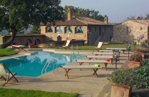 Monticchiello Villa | 700 m² Villa ∙ 7 bedrooms ∙ 14 guests