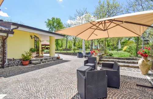 Roccamonfina Apartment | 75 m² Apartment ∙ 2 bedrooms ∙ 4 guests