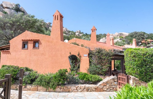 Punta Sardegna Villa | 75 m² Villa ∙ 2 bedrooms ∙ 5 guests