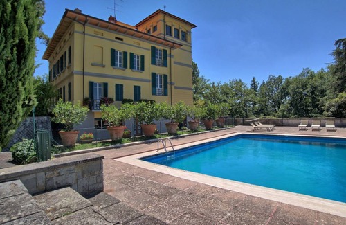Ponte Buriano Villa | 750 m² Villa ∙ 6 bedrooms ∙ 12 guests