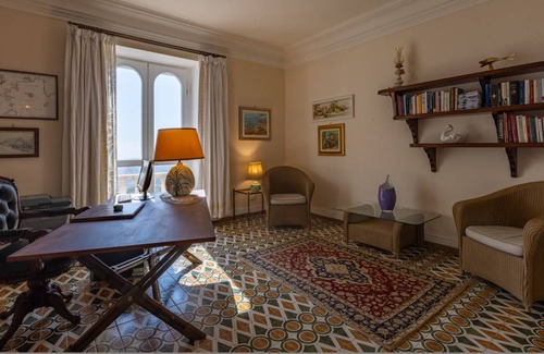Ischia Porto Villa | 750 m² Villa ∙ 6 bedrooms ∙ 12 guests