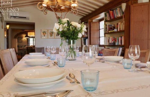 Castelnuovo Berardenga Villa | 800 m² Villa ∙ 7 bedrooms ∙ 14 guests