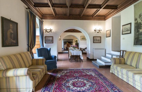 Arezzo Villa | 800 m² Villa ∙ 13 bedrooms ∙ 26 guests