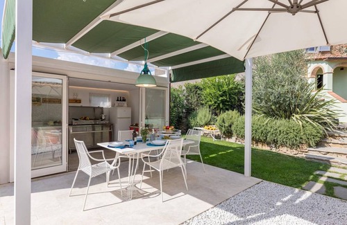 Arezzo Villa | 90 m² Villa ∙ 2 bedrooms ∙ 4 guests