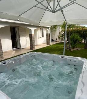 Lido Villa | 90 m² Villa ∙ 2 bedrooms ∙ 4 guests
