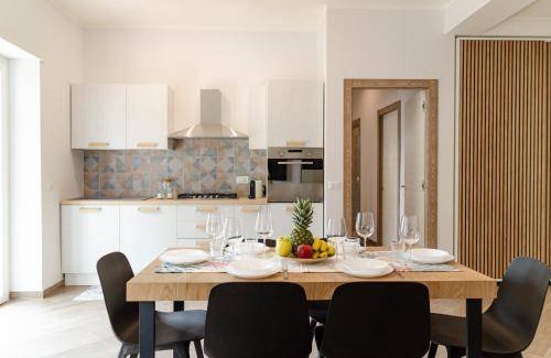 Naples Apartment | 96 m² Apartment ∙ 2 bedrooms ∙ 6 guests