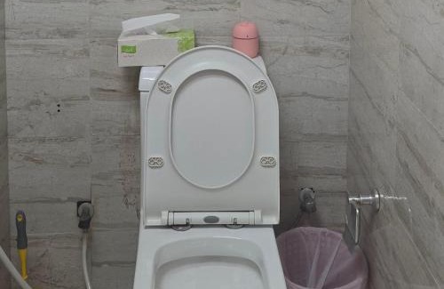 Al Muraqqabat Hostel | A H Rooms