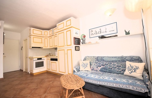 Santa Teresa di Gallura Apartment | Air-conditioned three-room apartment with beautiful sea view