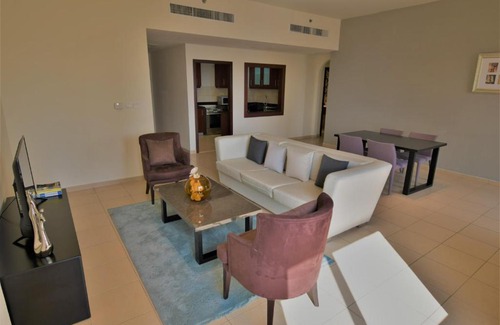 Dubai Marina Apartment | Al Mashreq 1BR Rimal 1, Panoramic Marina View