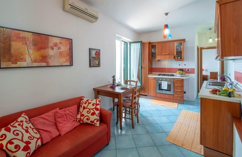 Furore Apartment | Amalfi Coast Apartment Bouganvillea