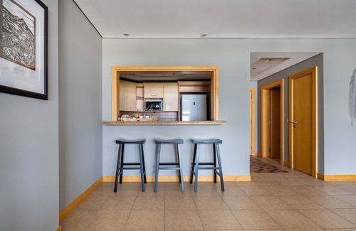 Palm Jumeirah Apartment | Amazing Beachfront Apartment On Palm Jumeirah