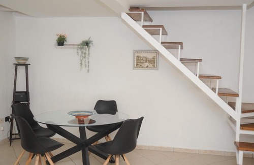 Naples City Centre Apartment | Ancient Naples -holiday home-