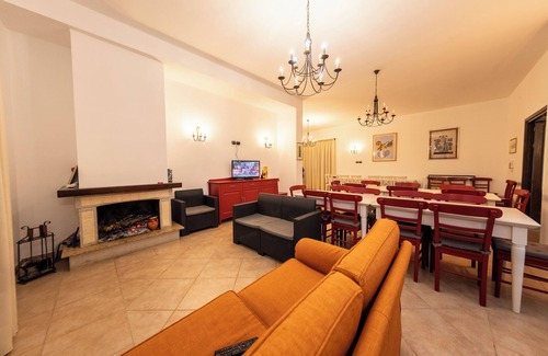 Benevento House | Antico Borgo Perrotta + Tripla