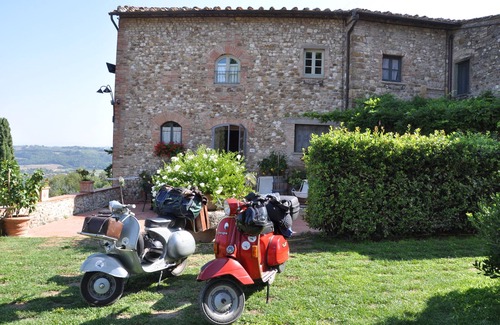 San Pietro in Bossolo Apartment | Apartment in farmhouse in the heart of Chianti (La Quercia)
