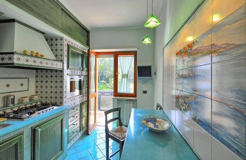 Sorrento City Centre Apartment | Apartment Bright - My Rental Homes
